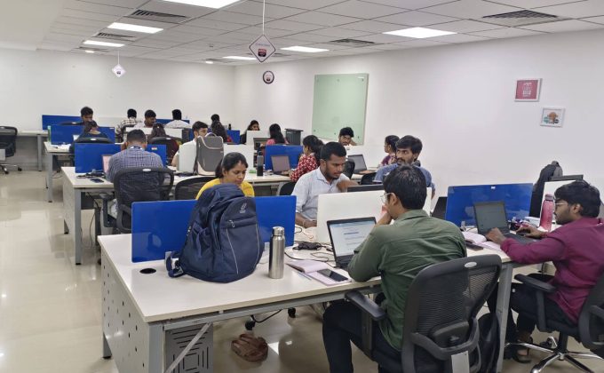 IT Consulting, Technology Consulting, Digital Transformation, Enterprise Solutions, Business Consulting, Cloud Solutions, AI Solutions, Maxima Technologies