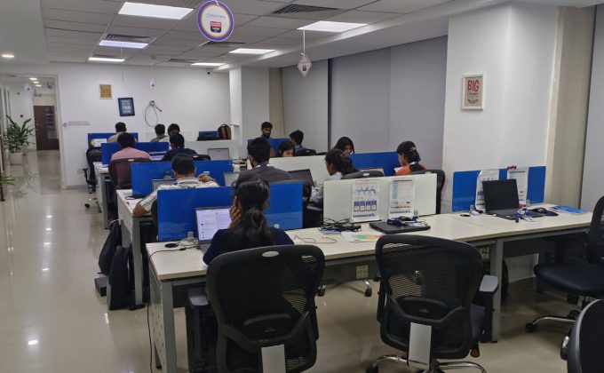IT Consulting, Technology Consulting, Digital Transformation, Enterprise Solutions, Business Consulting, Cloud Solutions, AI Solutions, Maxima Technologies