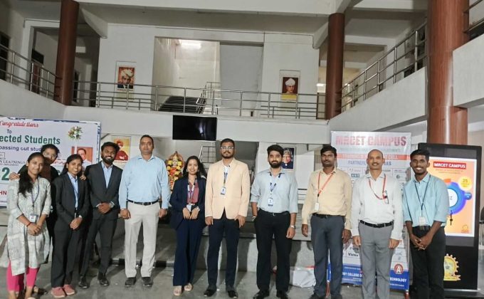 IT Consulting, Technology Consulting, Digital Transformation, Enterprise Solutions, Business Consulting, Cloud Solutions, AI Solutions, Maxima Technologies